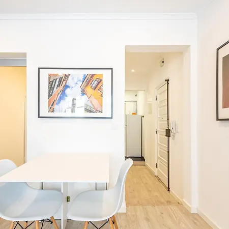 Guestready - Cozy In The Heart Of דירה